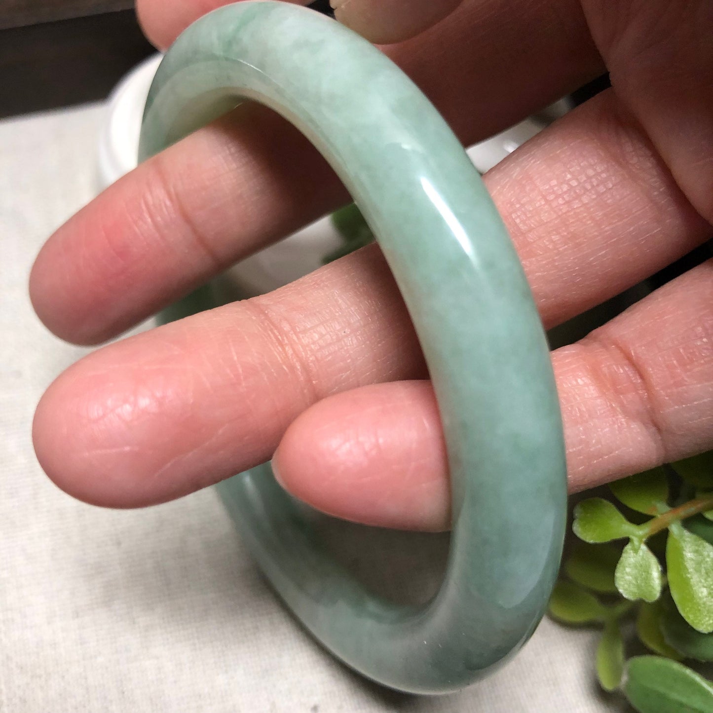 56.7-58.7mm Earthy Green Float Flowers Jadeite Jade Bangle