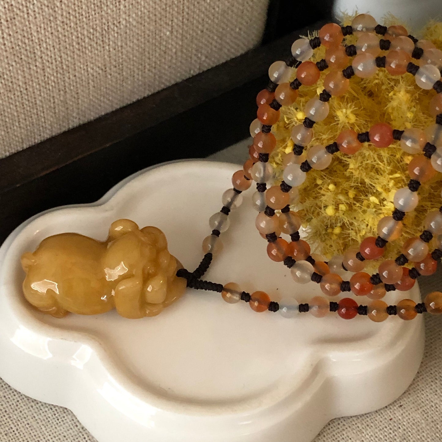 30mm Yellow Brown Jadeite Jade Angry Pig Pendant Display