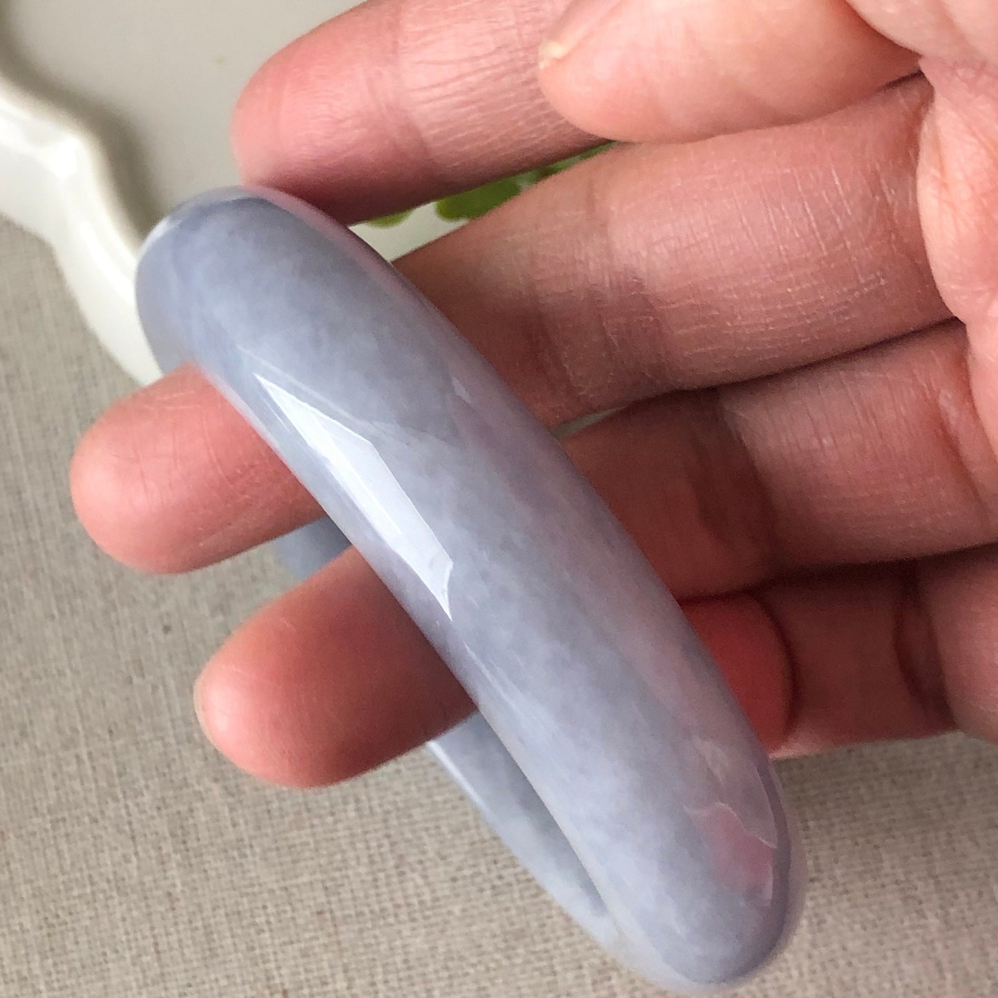 57.6mm Jadeite Jade Earthy Lavender Bangle