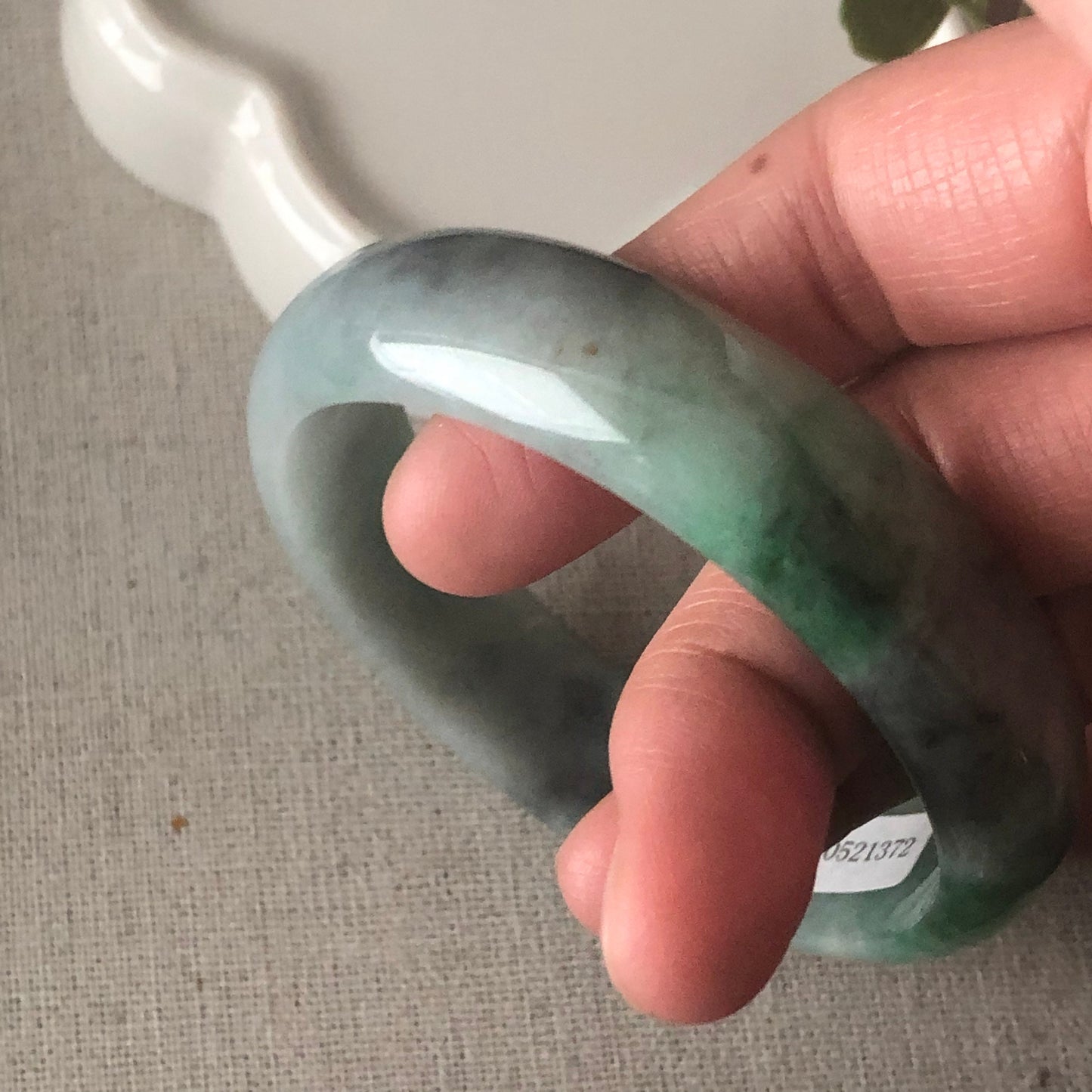 58 mm Jadeite Jade Spicy Green Wuji Black Bangle