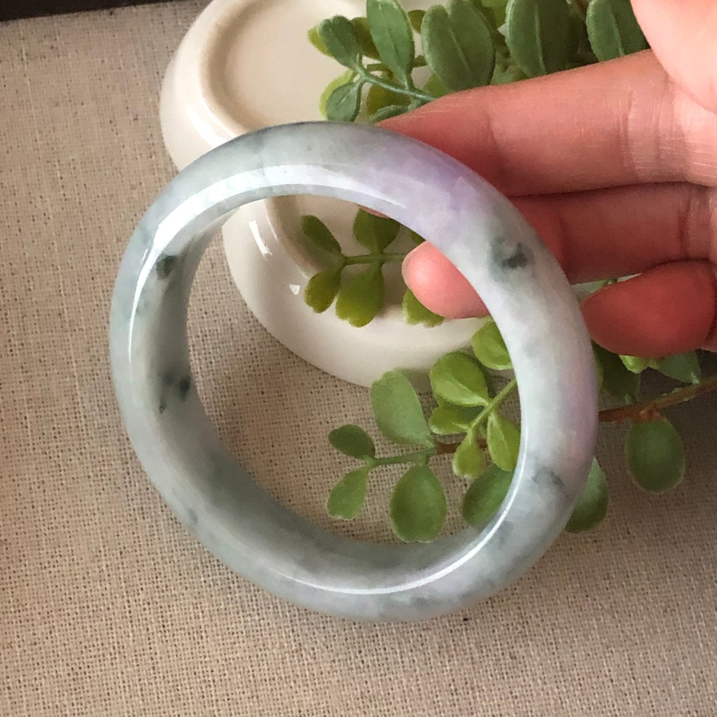 56mm Jadeite Jade Earthy Lavender Green Float Flowers Bangle