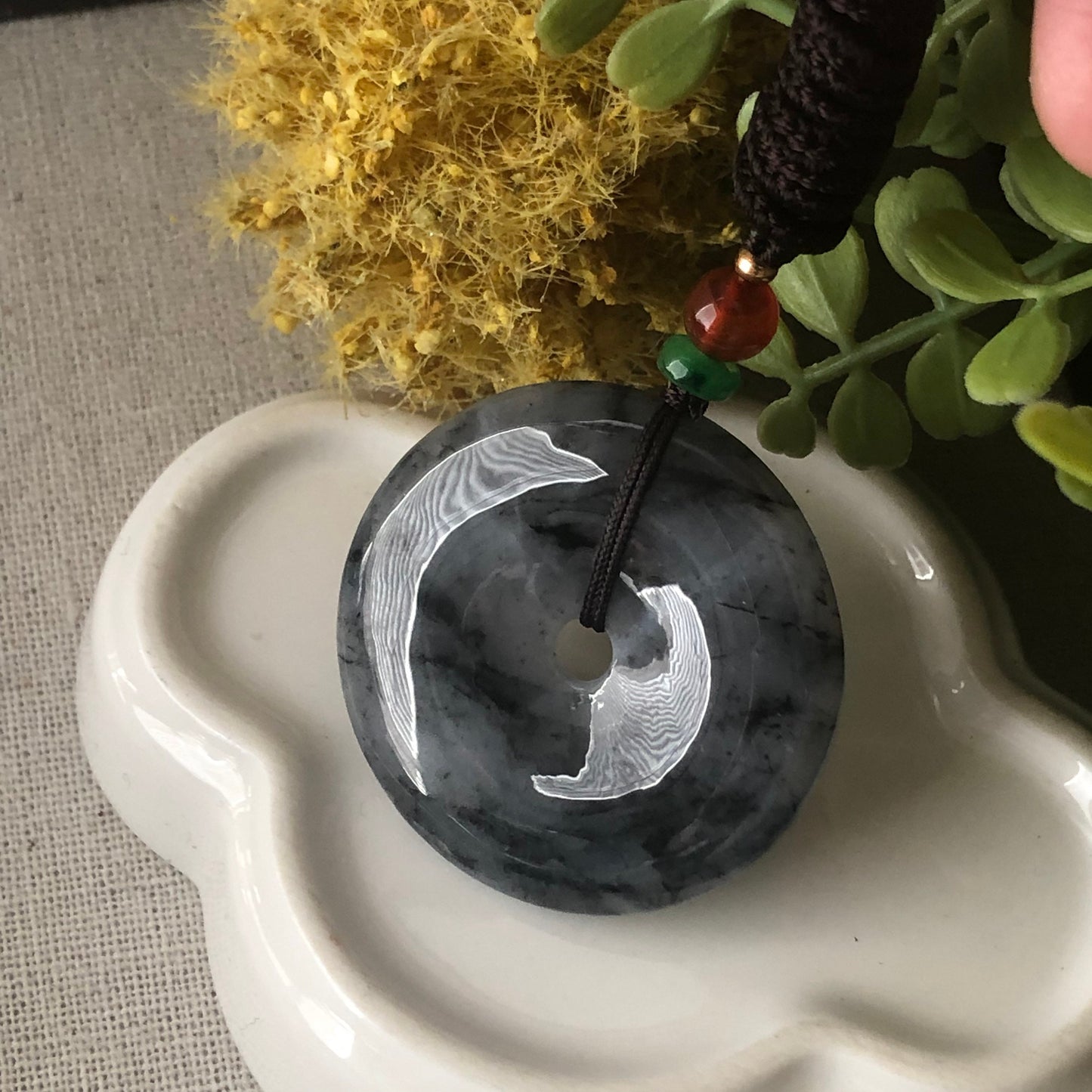 37.6mm Jadeite Jade Wuji Black Grey Peace Donut Pendant Neck Rope Tie
