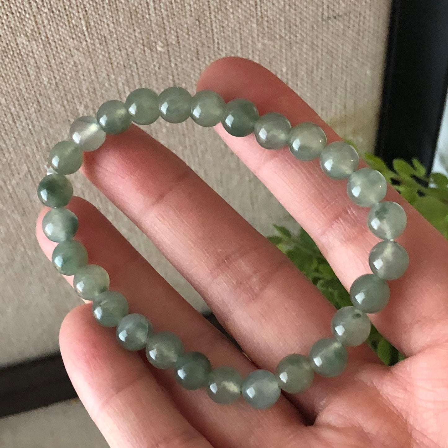 6.5 mm Icy Green Float Flowers Jade Jadeite Bead Bracelet