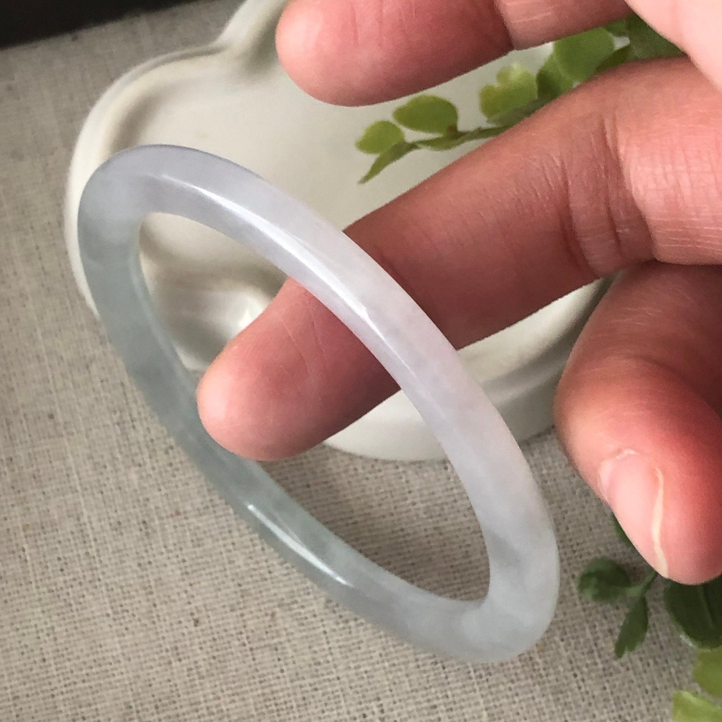 54-55 mm Jadeite Jade Icy Tint Green Bangle