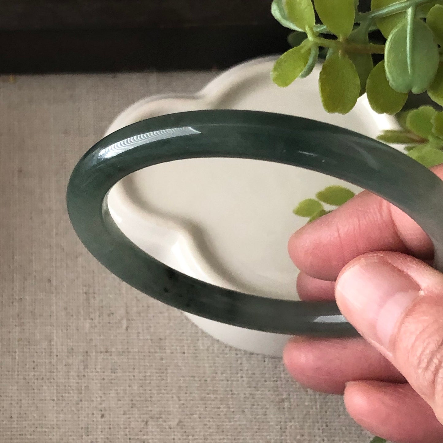 54-55 mm Jadeite Jade Icy Green Dark Float Flowers Bangle