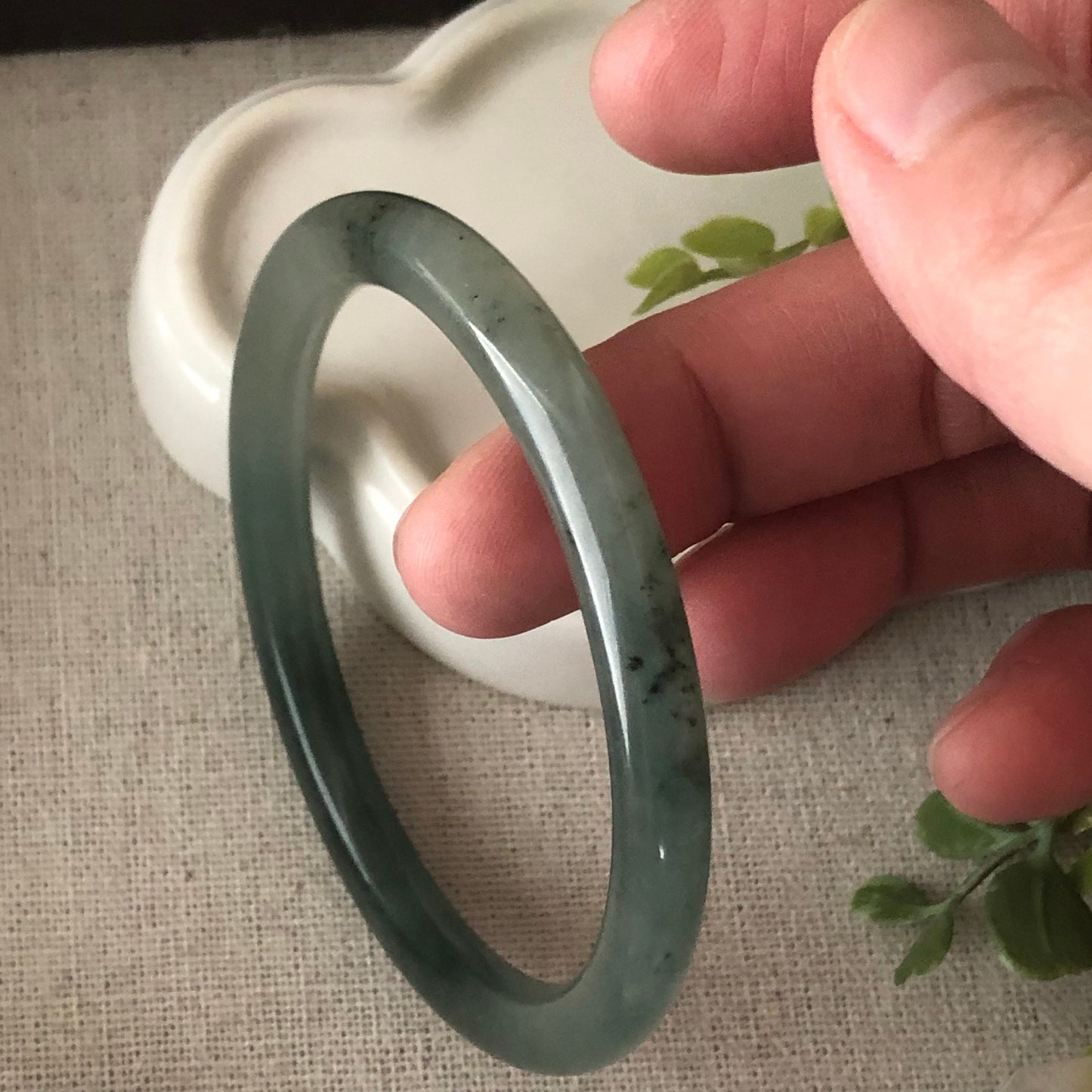 54-55 mm Jadeite Jade Icy Green Dark Float Flowers Bangle