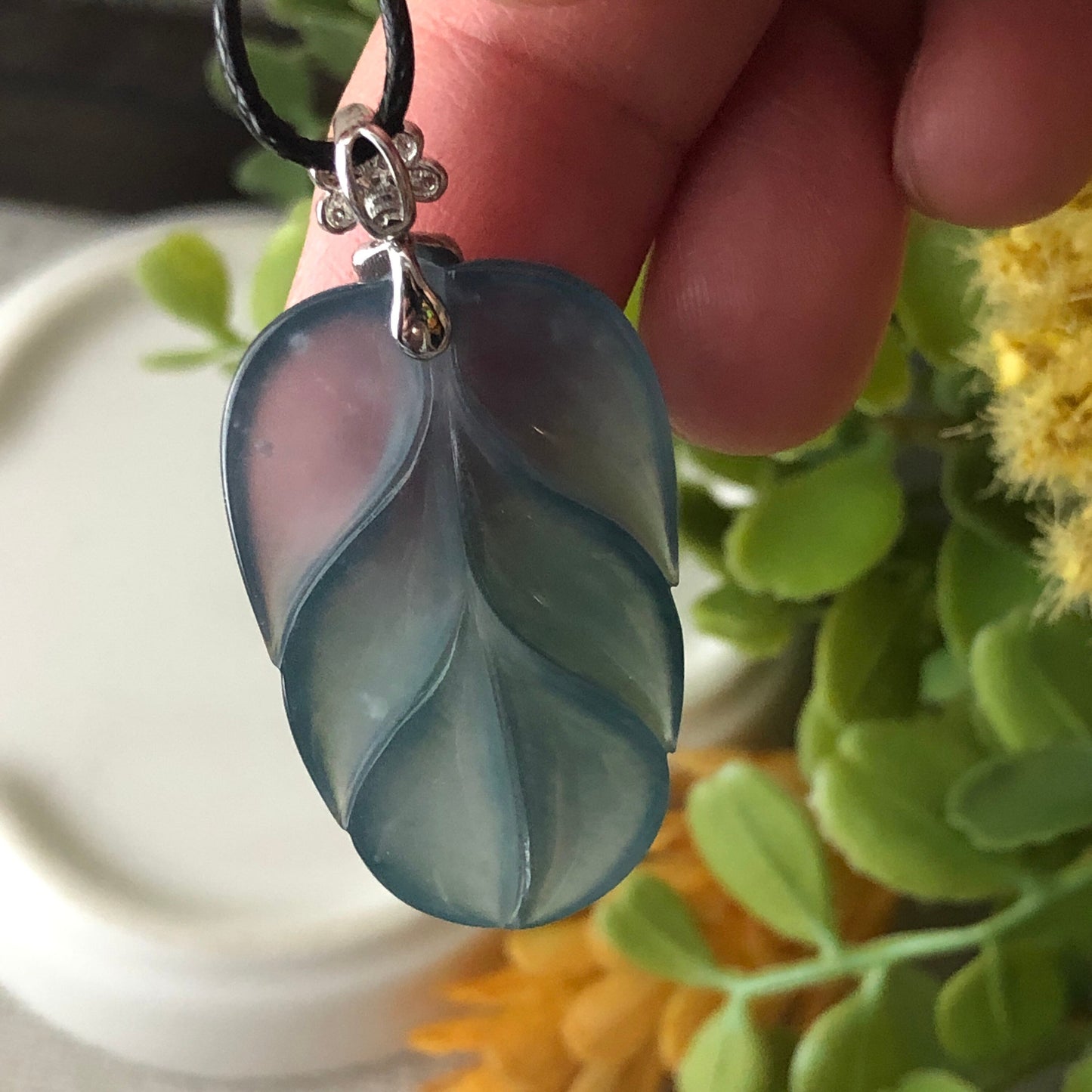 18K White Gold Blue Green Carved Leaf Jadeite Jade Pendant