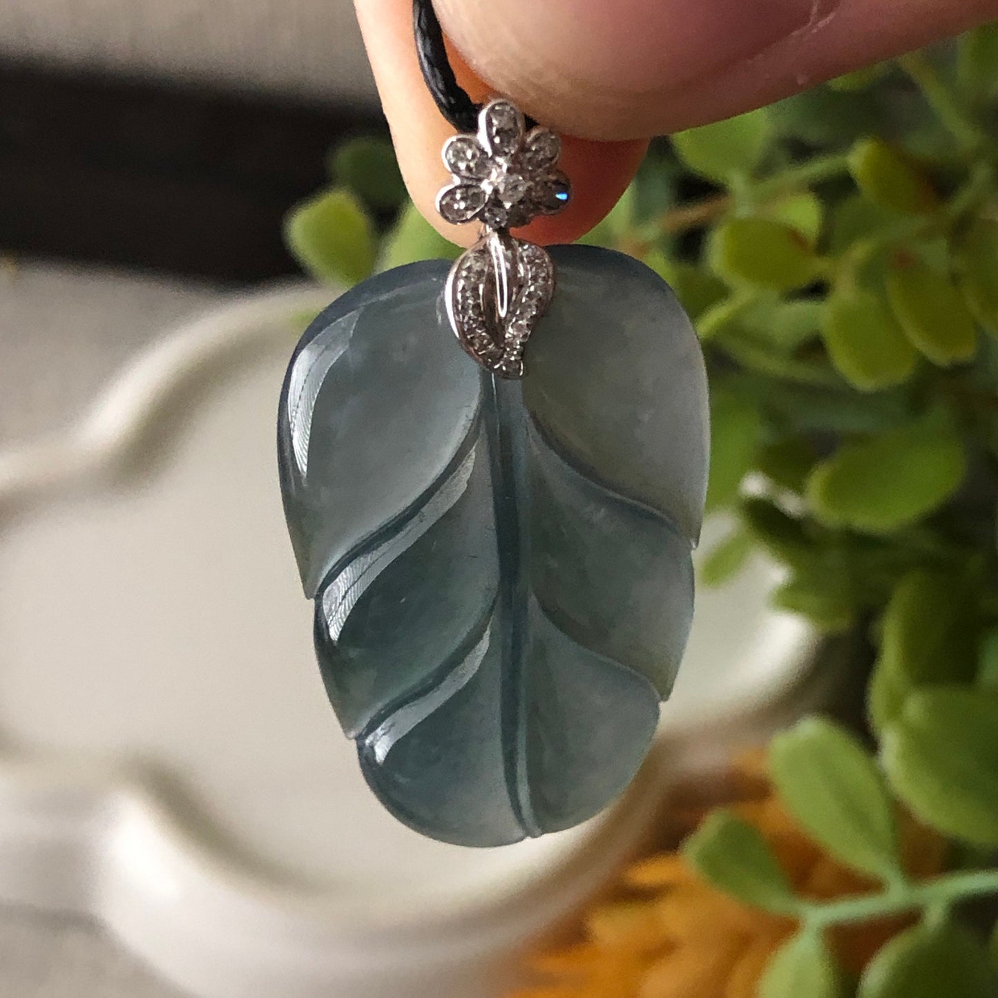 18K White Gold Blue Green Carved Leaf Jadeite Jade Pendant