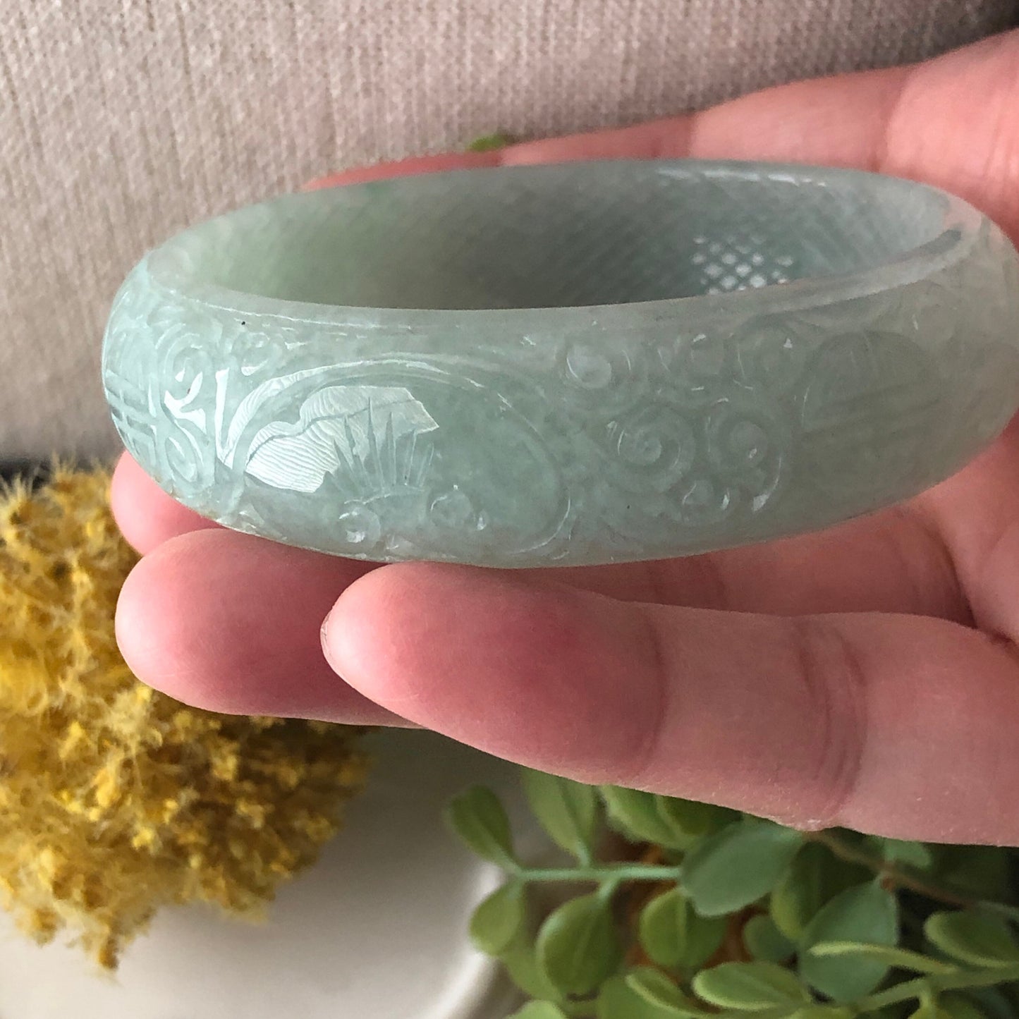 57mm Icy Green Carved Asian Ruyi Flowers Jadeite Jade Bangle