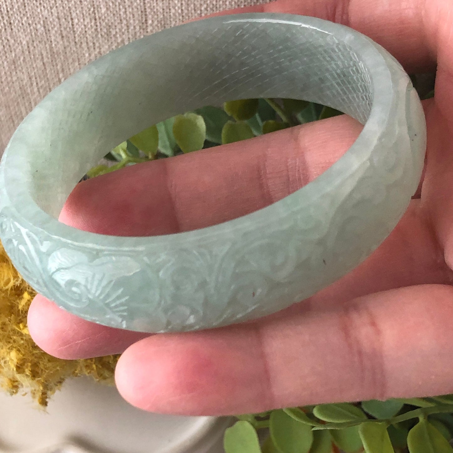 57mm Icy Green Carved Asian Ruyi Flowers Jadeite Jade Bangle