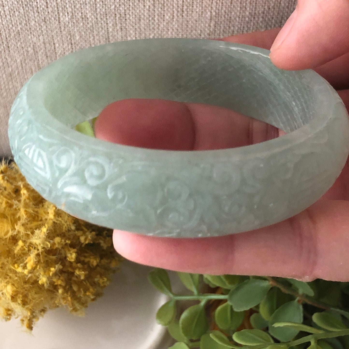 57mm Icy Green Carved Asian Ruyi Flowers Jadeite Jade Bangle