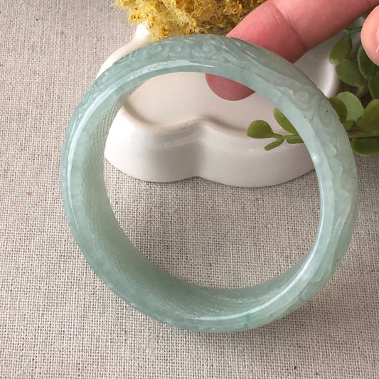 57mm Icy Green Carved Asian Ruyi Flowers Jadeite Jade Bangle