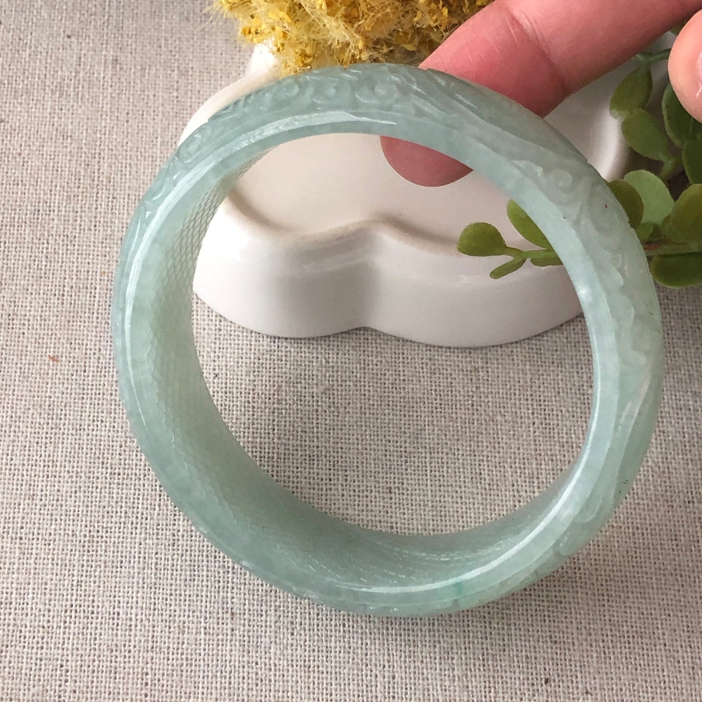 57mm Icy Green Carved Asian Ruyi Flowers Jadeite Jade Bangle