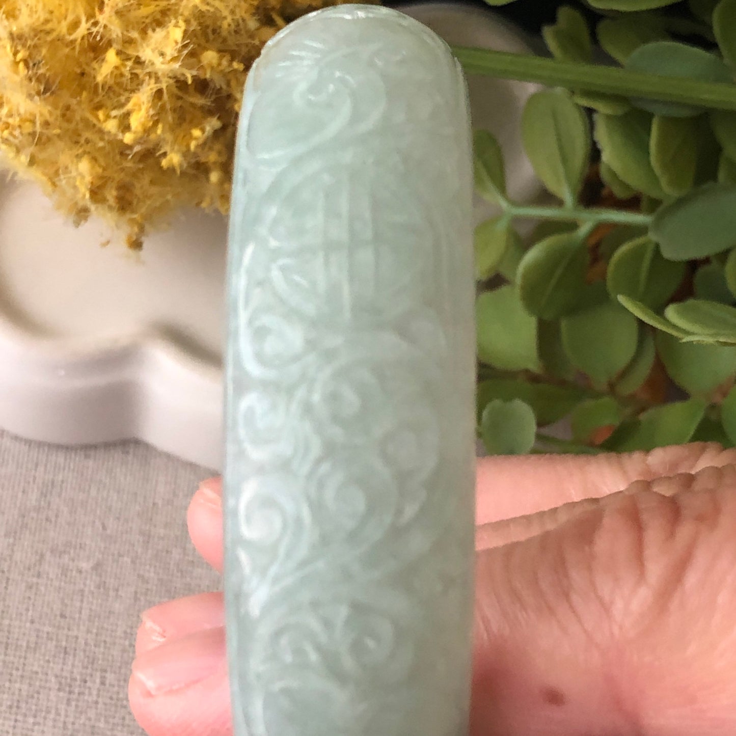 57mm Icy Green Carved Asian Ruyi Flowers Jadeite Jade Bangle