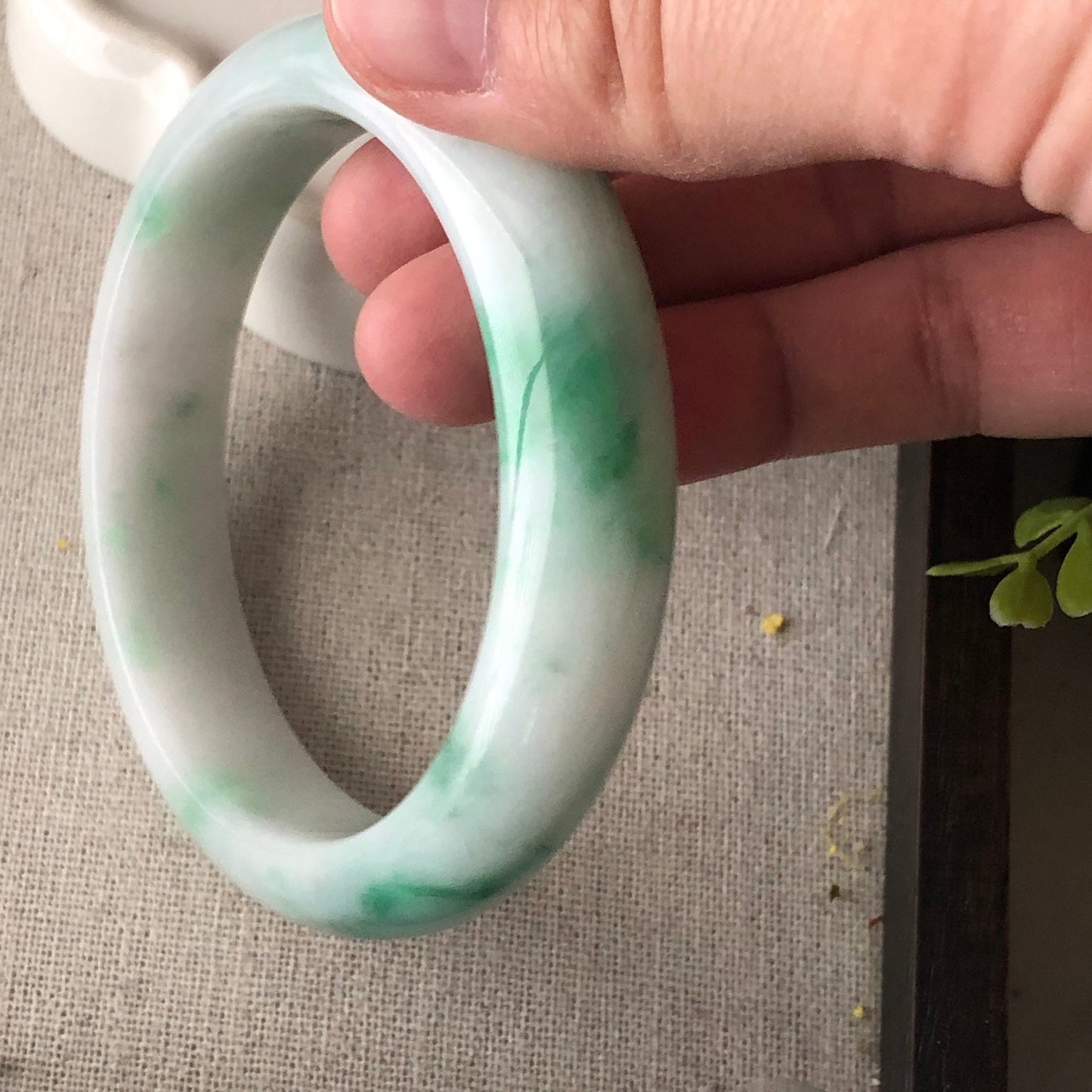 57.5mm White Green Flowers Jadeite Jade Bangle