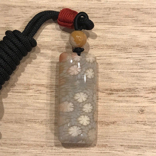 38.8mm Beige Grey Pink Fossil Coral Pendant with Neck Rope Tie BC005