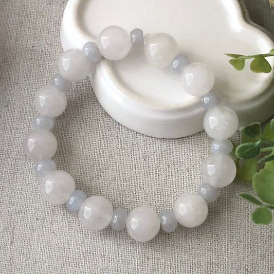 12 Jadeite Jade Icy with Lavender flat Bead Bracelet
