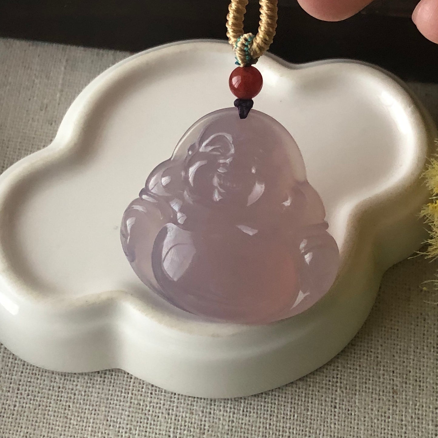 36 mm High Quality Agate Carved Lavender Buddha Pendant