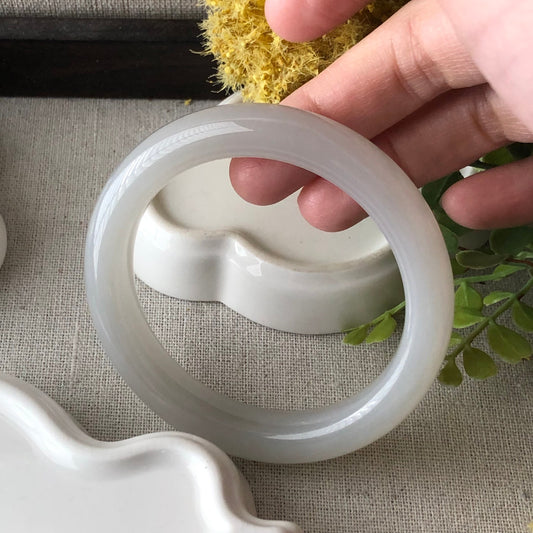 56mm Icy Hetian Smoky Lavender Jade Bangle