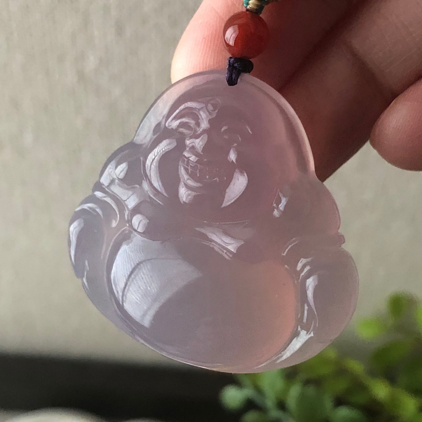 36 mm High Quality Agate Carved Lavender Buddha Pendant