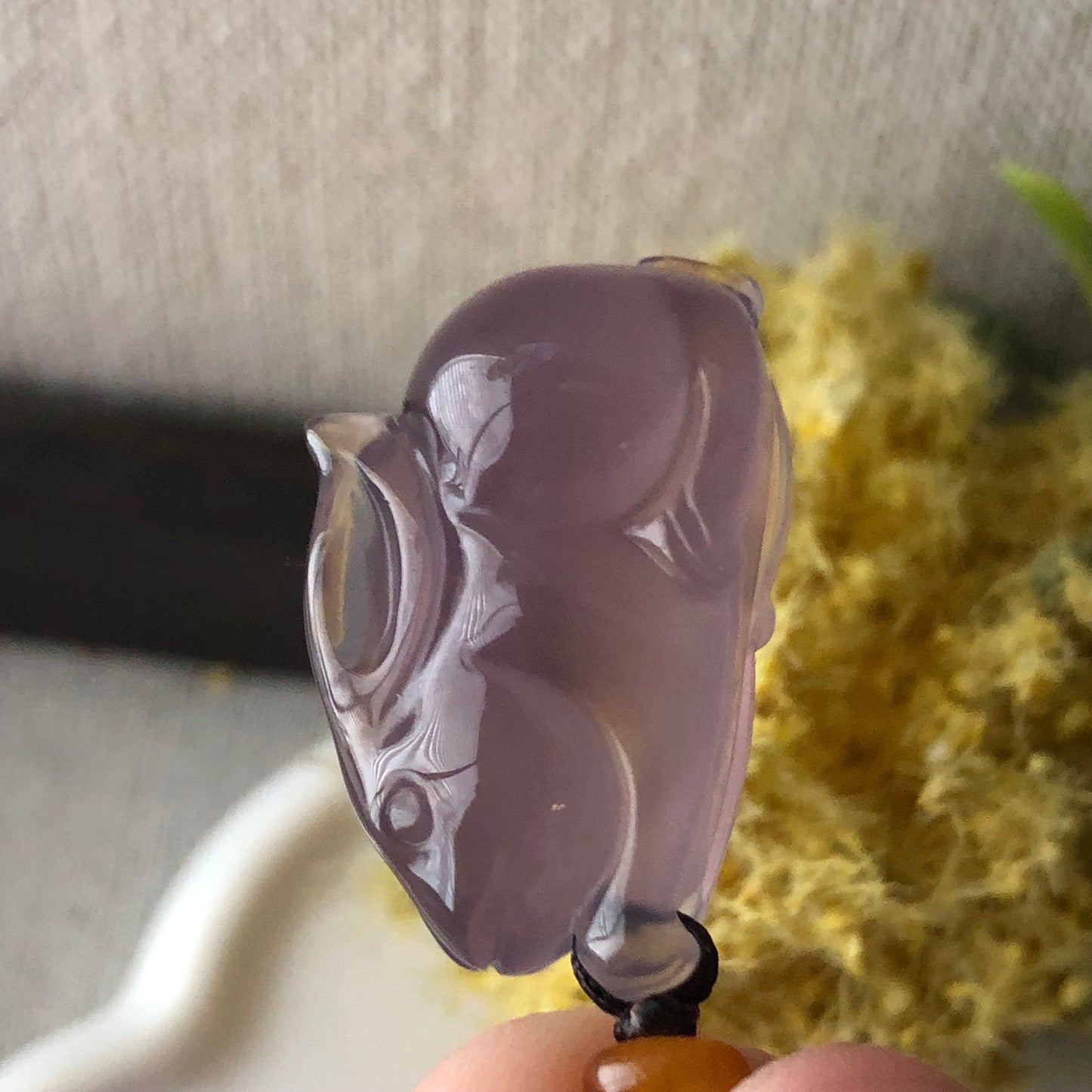 26.3mm High Quality Agate Lavender Carved Bunny Year of the Rabbit Pendant