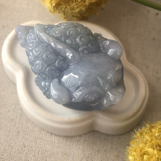 68mm Icy Lavender Blue Jadeite Jade Carved 3 Legged Toad Coin Display Statue
