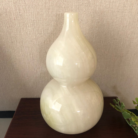 5.5 inches Hulu Gourd Jade Display Statue