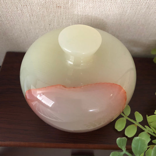 2.5 inches Apple Jade Display Statue