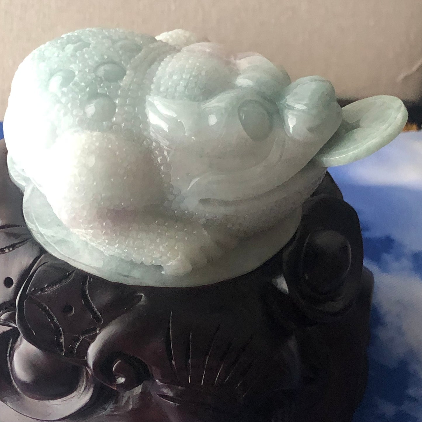 96mm Sky Blue Green Jadeite Jade Carved Three Legged Toad Display Statue
