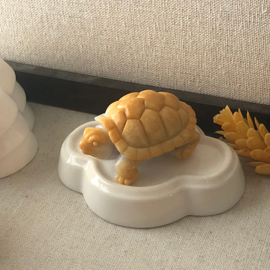 58.3mm Yellow Brown Jadeite Jade Carved Turtle Display Statue