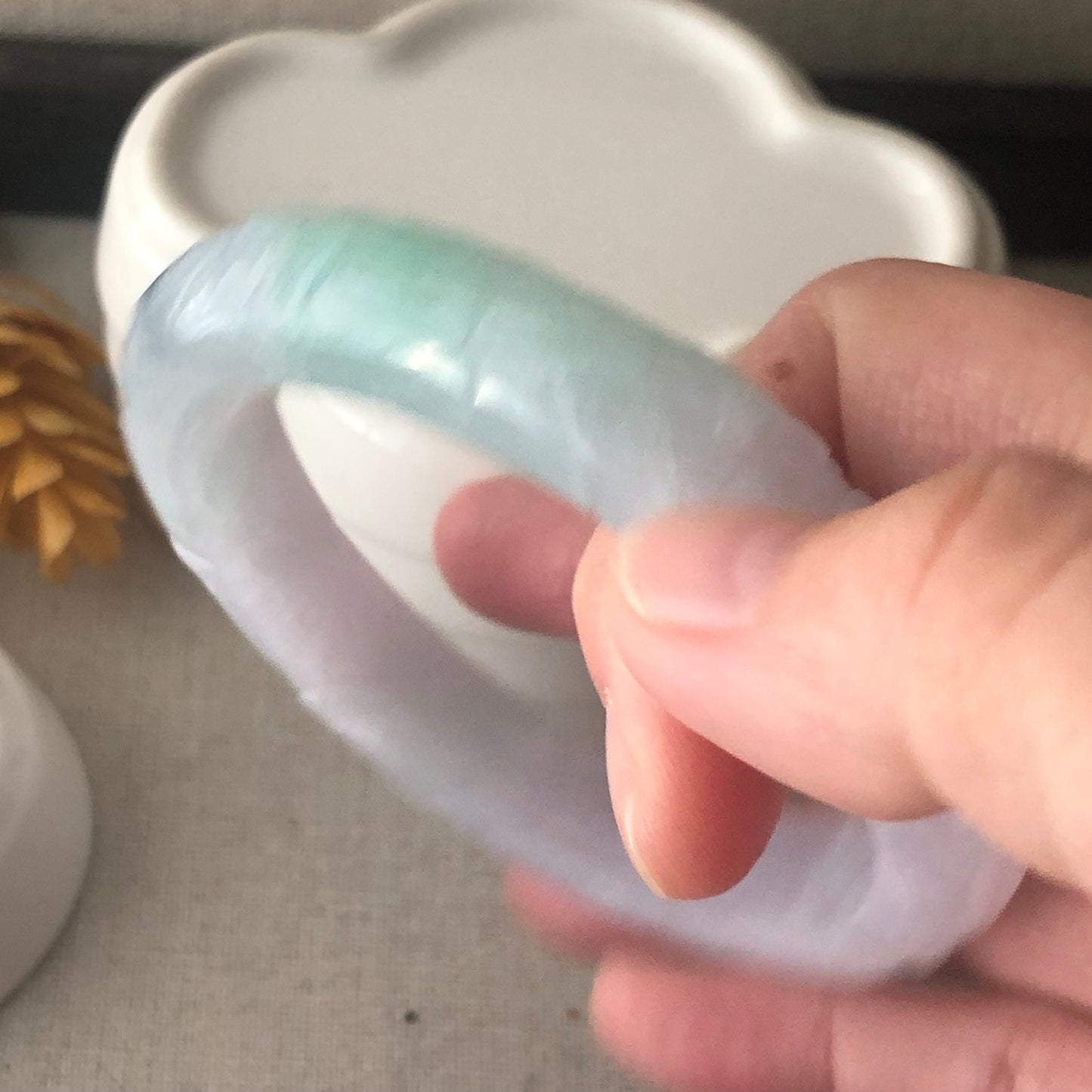 57mm Jadeite Jade Green Lavender Carved Ruyi Cloud Round Bangle
