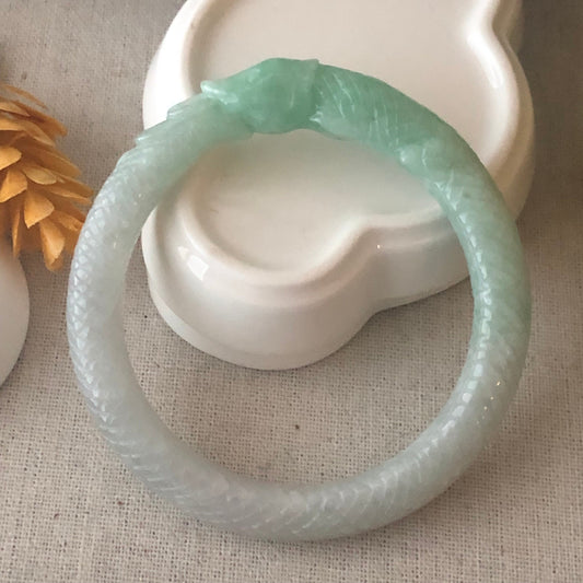 56 mm Green Carved Jadeite Jade Snake Bangle