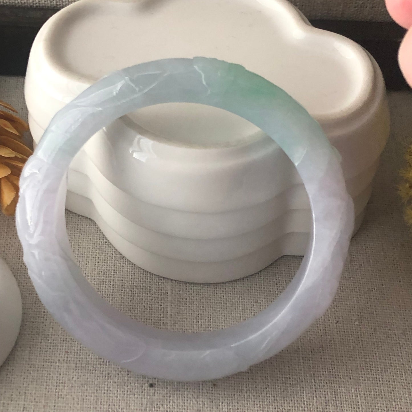 57mm Jadeite Jade Green Lavender Carved Ruyi Cloud Round Bangle