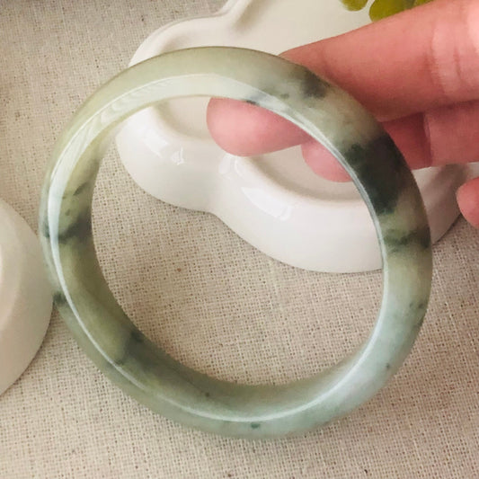 57mm Green Yellow Float Flowers D-shaped Jadeite Jade Bangle