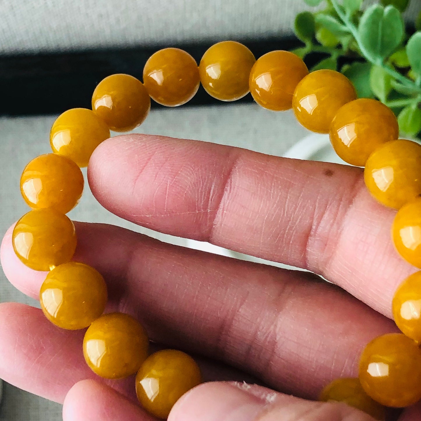 10 mm Glossy Moist Yellow Brown Jadeite Jade Bead Bracelet