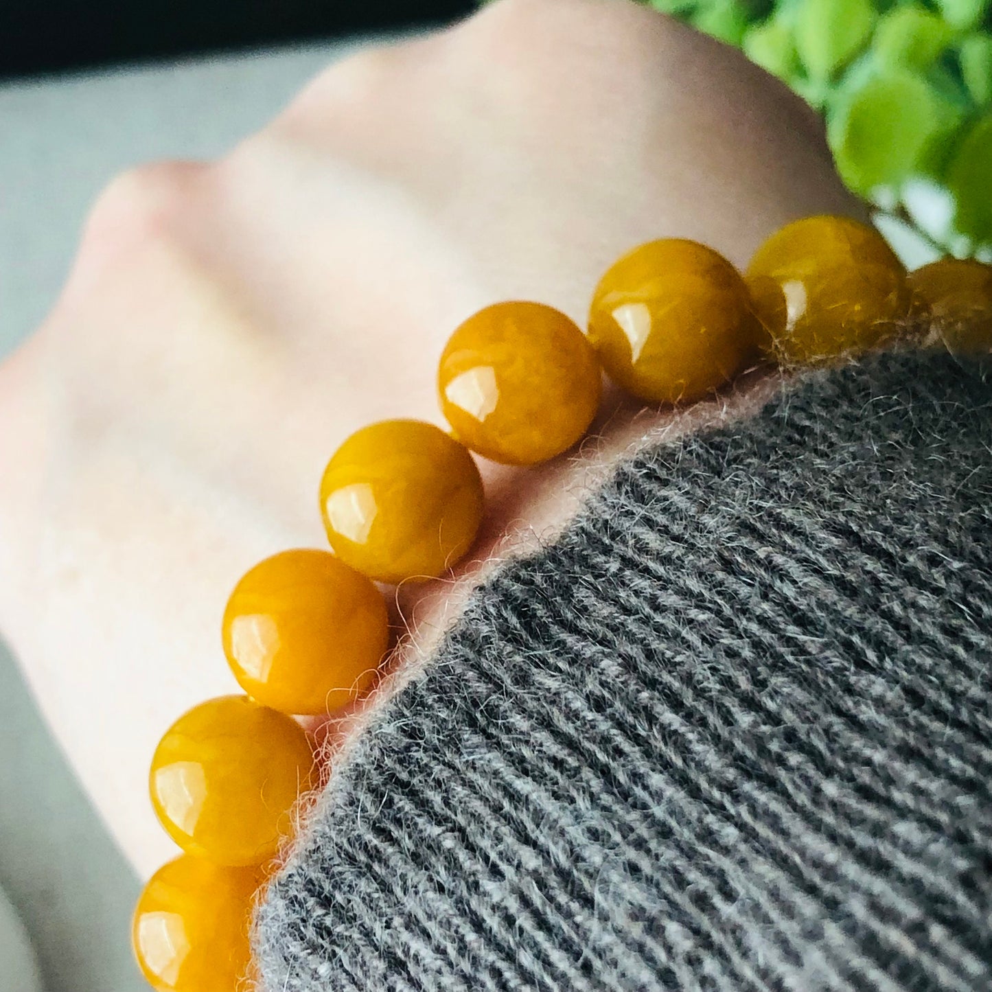 10 mm Glossy Moist Yellow Brown Jadeite Jade Bead Bracelet