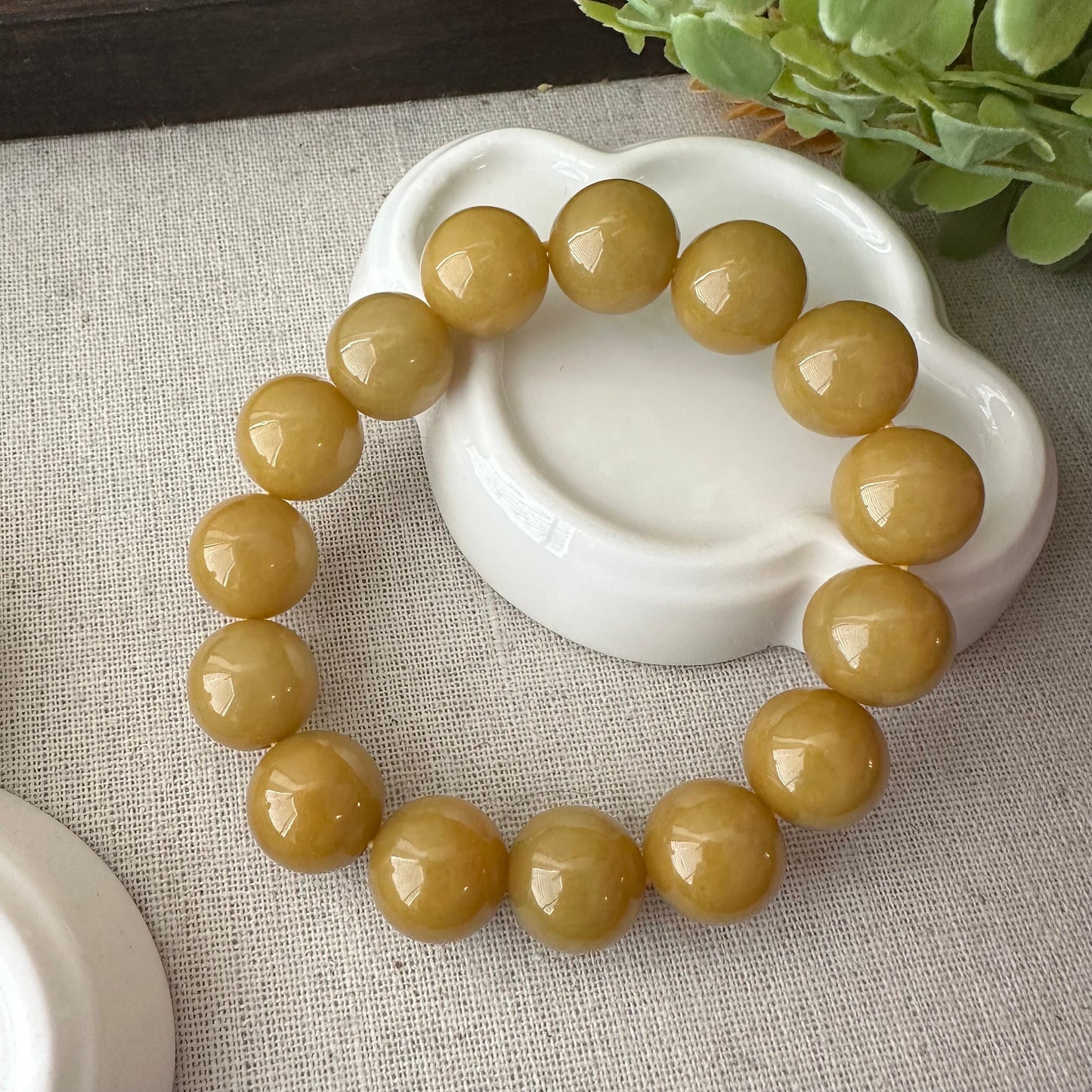 14.3mm Yellow Brown Jade Jadeite Bead Bracelet
