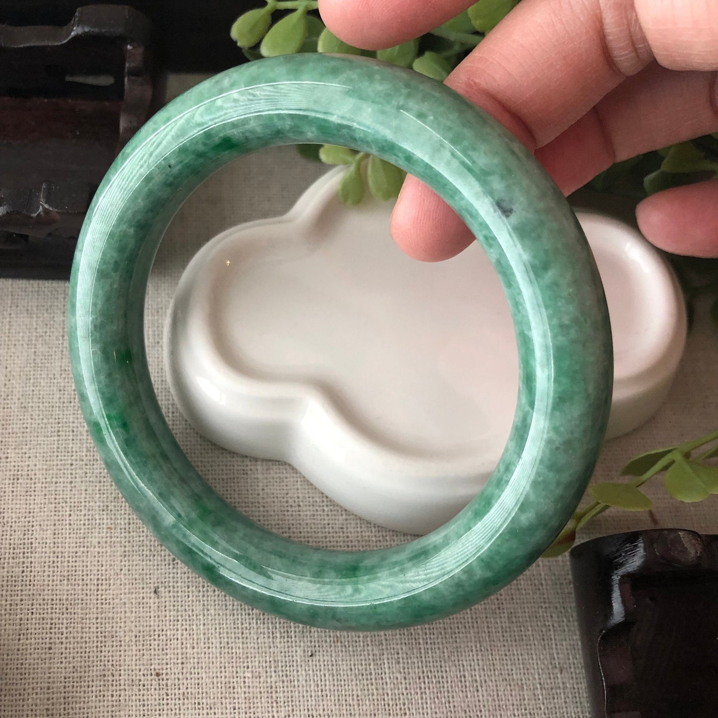 58.5-60mm Jadeite Jade Earthy Green   Round Bangle