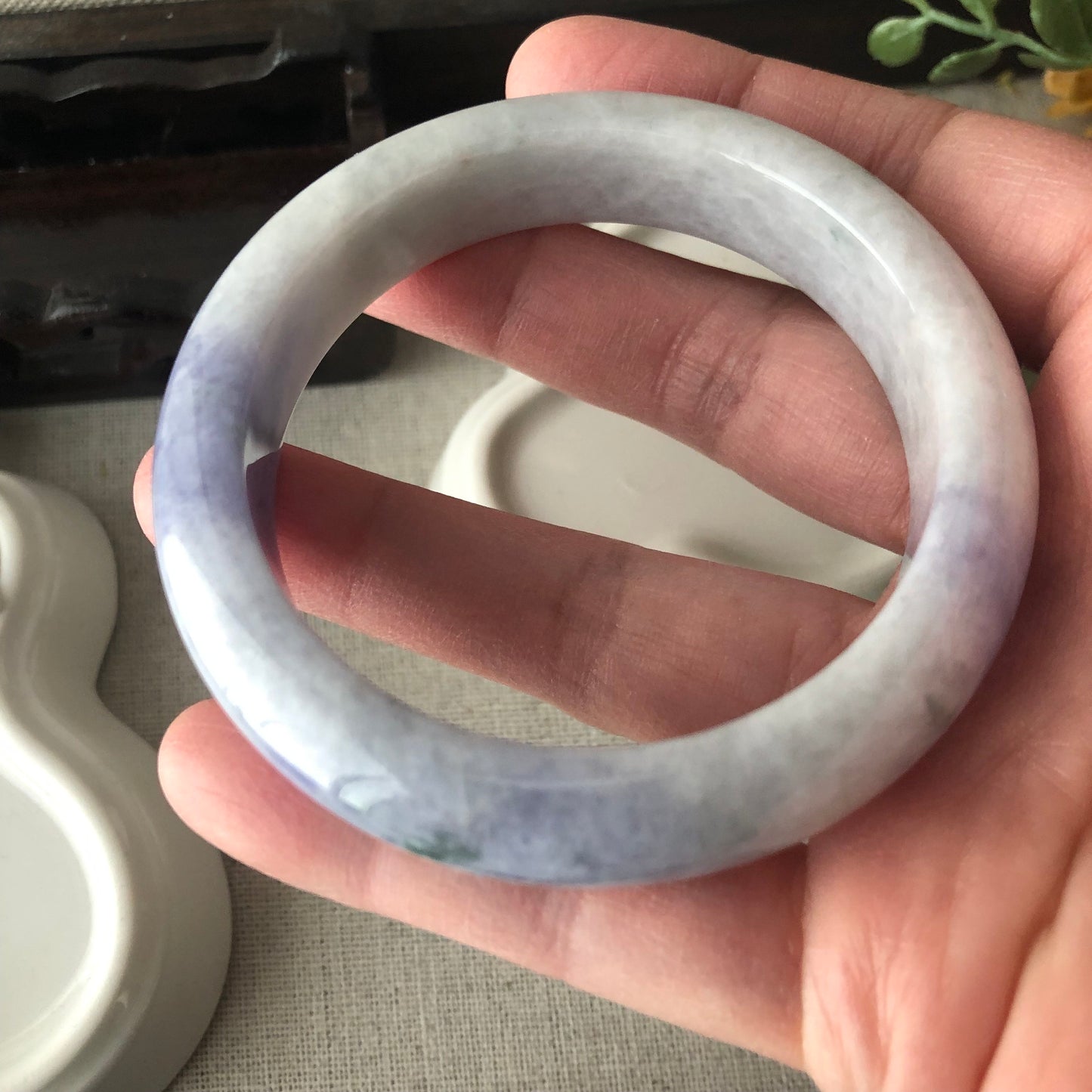 53.5mm Jadeite Jade Earthy Lavender Tone D-shaped Bangle