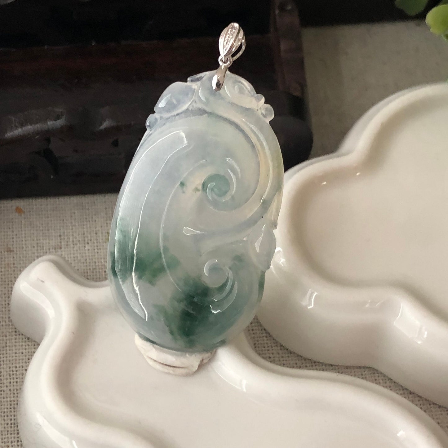 18K Bail 48.5mm Glutinous Jadeite Jade Glossy Ruyi Green Float Flowers Pendant