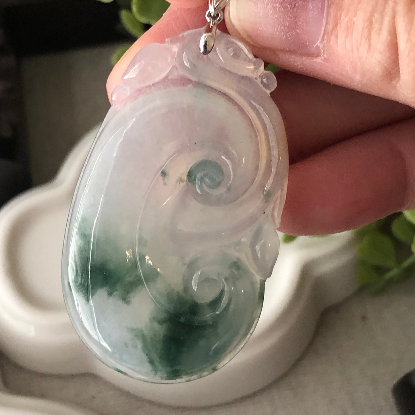 18K Bail 48.5mm Glutinous Jadeite Jade Glossy Ruyi Green Float Flowers Pendant