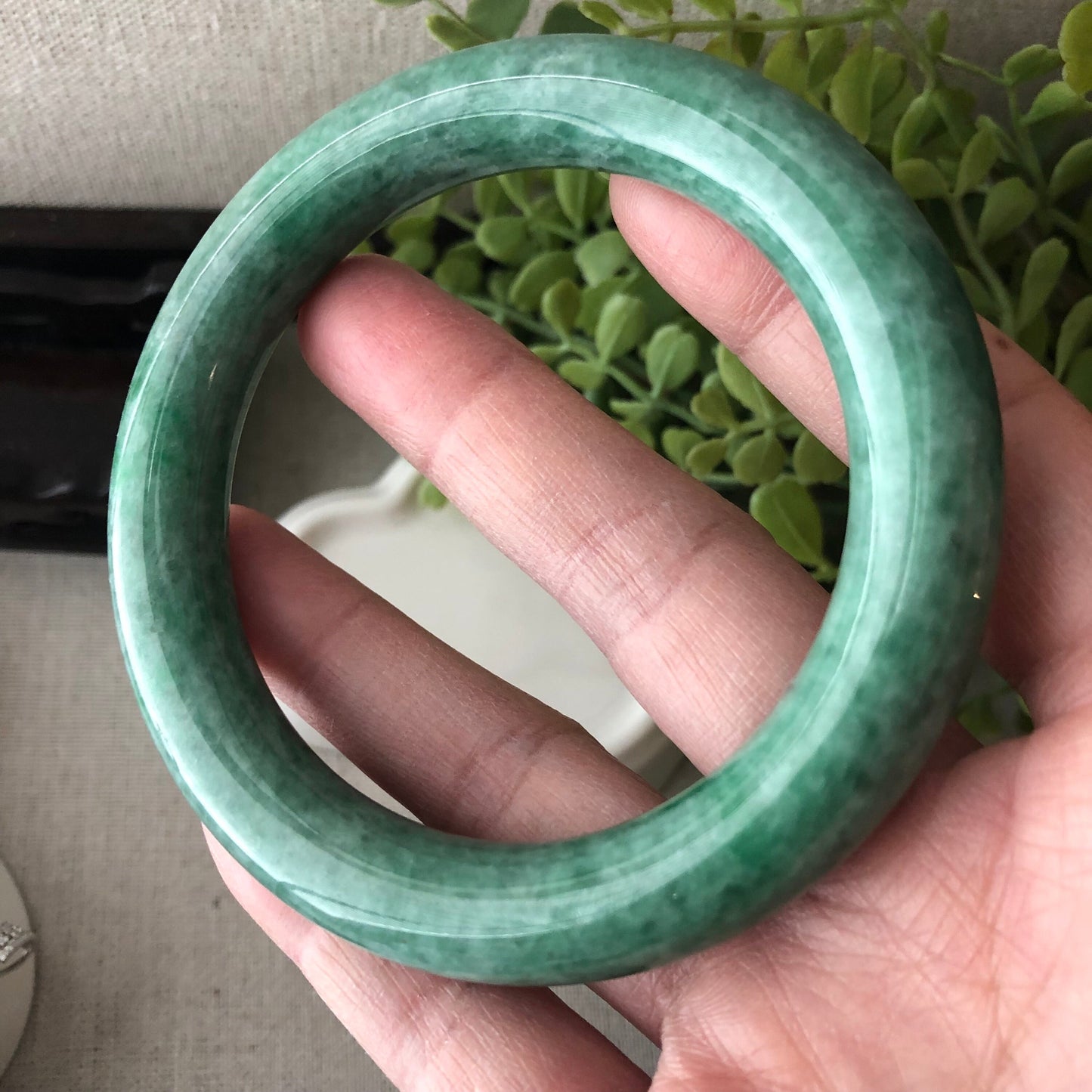 58.5-60mm Jadeite Jade Earthy Green   Round Bangle