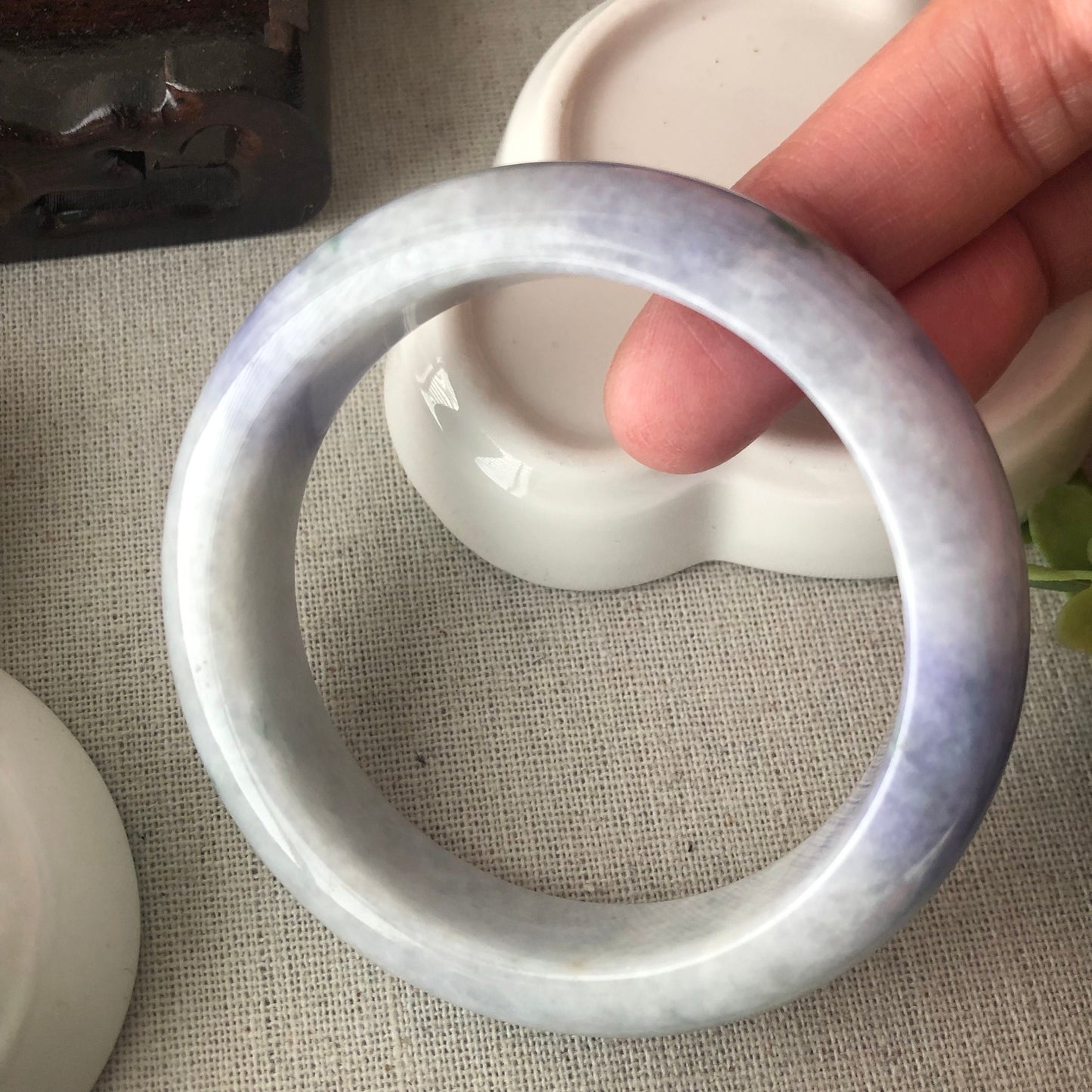53.5mm Jadeite Jade Earthy Lavender Tone D-shaped Bangle