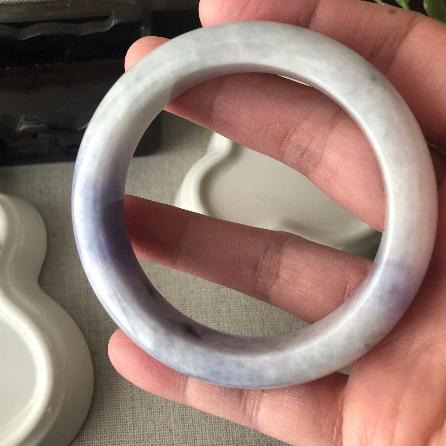 53.5mm Jadeite Jade Earthy Lavender Tone D-shaped Bangle