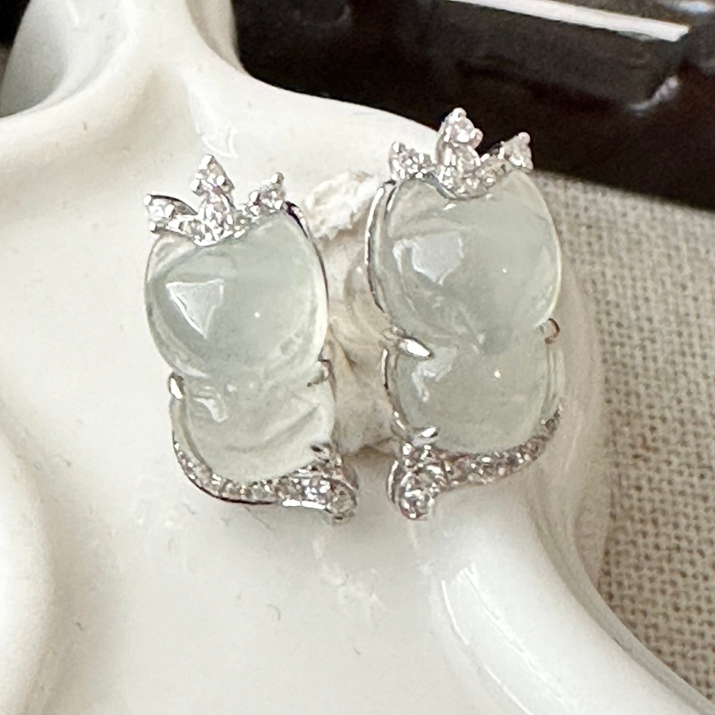 18K White Gold Kitsune Fox Icy Glossy Earring Diamonds