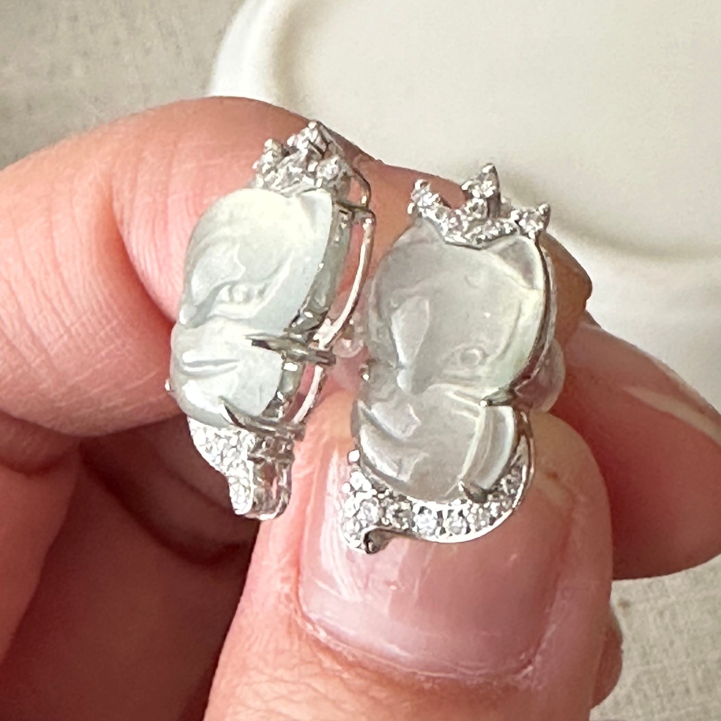 18K White Gold Kitsune Fox Icy Glossy Earring Diamonds