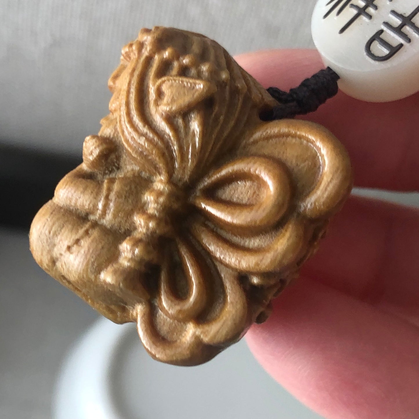 26.5mm Wooden Carved Flying Angel Key Charm Display NOT JADE