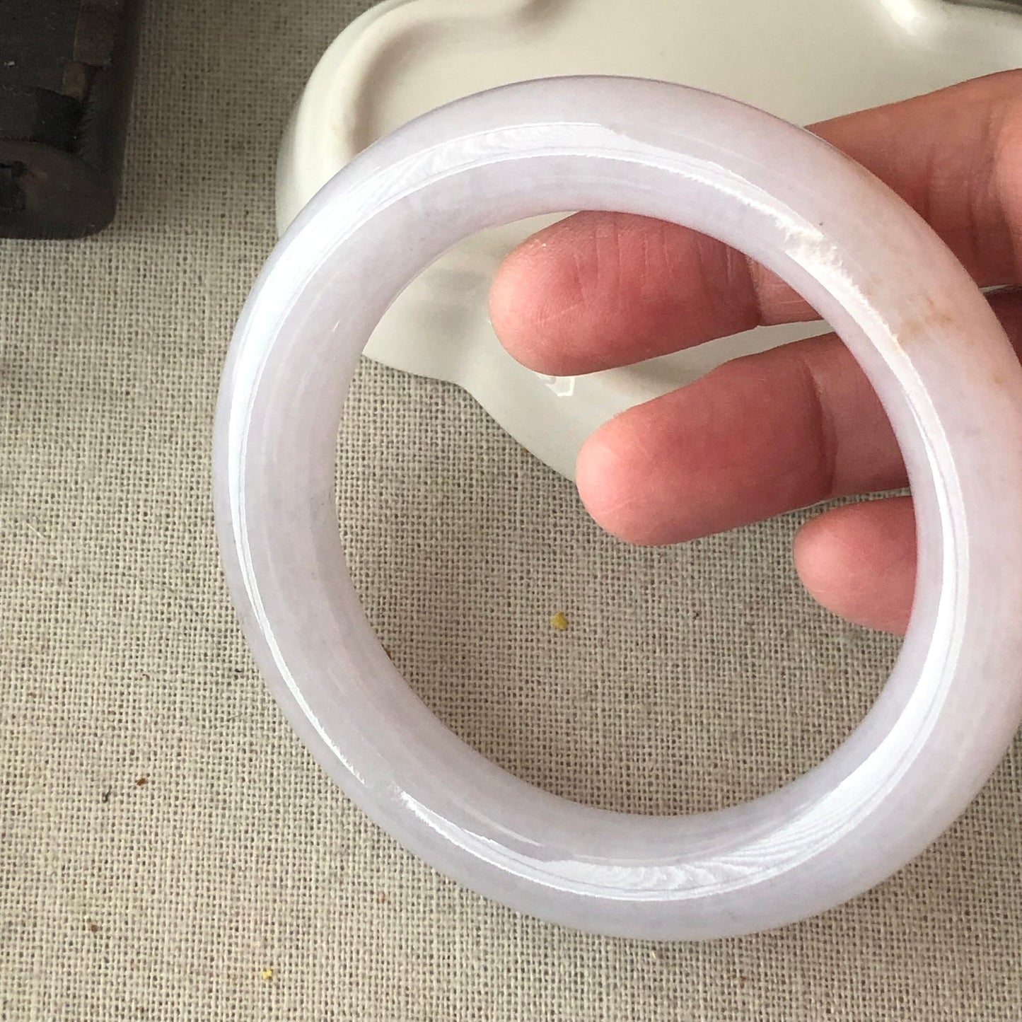 57 mm Icy Light Lavender Jadeite Jade round shaped Bangle