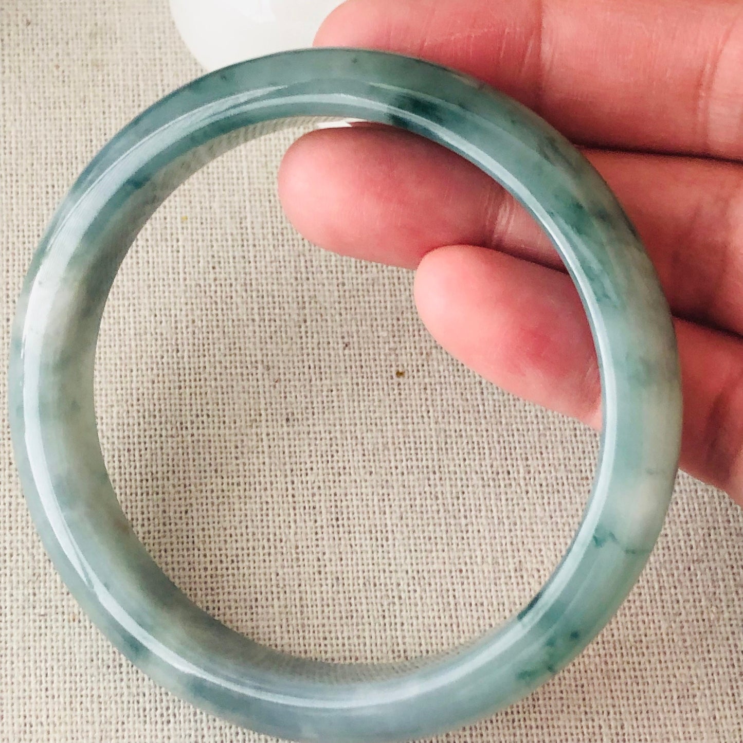 55 mm Green Float Flowers Jadeite Jade D shaped Bangle
