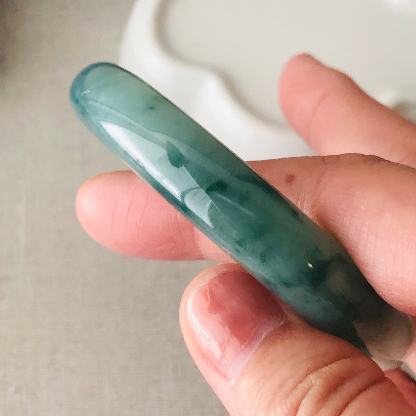 55 mm Green Float Flowers Jadeite Jade D shaped Bangle